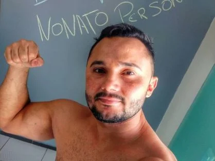 Personal trainer extorquia alunas