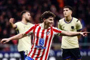 O Barcelona tenta a contratação do jogador O Barcelona tenta a contratação do jogador