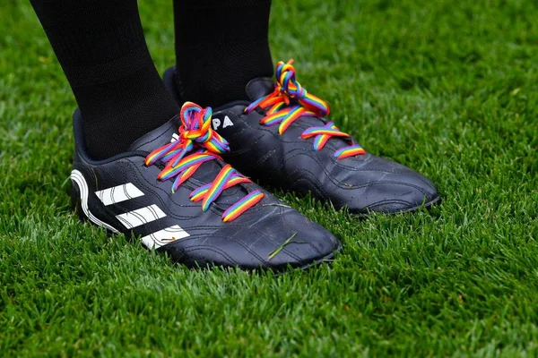 EUA quer barrar proibições de atletas trans em esportes estudantis