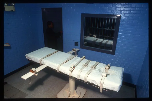 Imagem colorida de sala de execução no Texas - Metrópoles