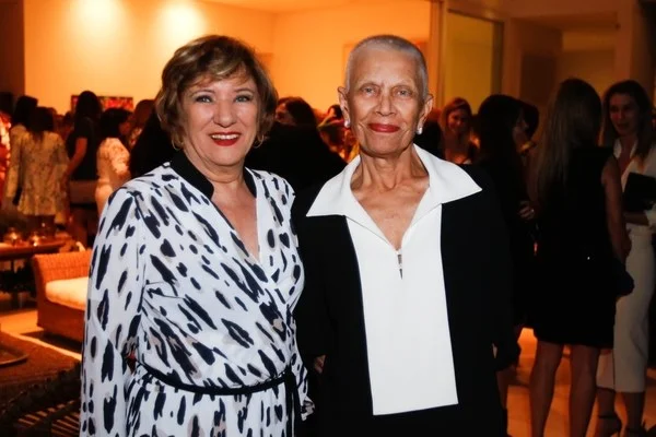 Edwiges Siqueira e Marisa de Macedo Soares Edwiges Siqueira e Marisa de Macedo Soares