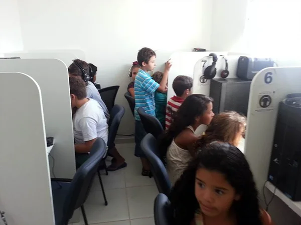 Google apoia projeto de computação solidária em Planaltina