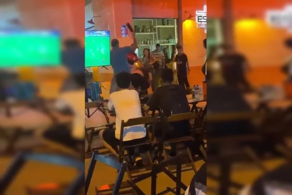 Imagem colorida de briga em bar da Asa Norte