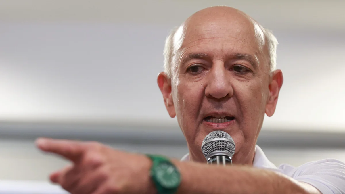 Arruda declara R$ 830 mil; vice de sua chapa registra R$ 26,2 milhões