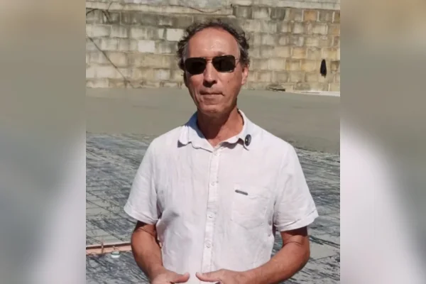 Prefeito de Itamarati de Minas, Césio Ladeira, é sequestrado durante assalto à própria casa