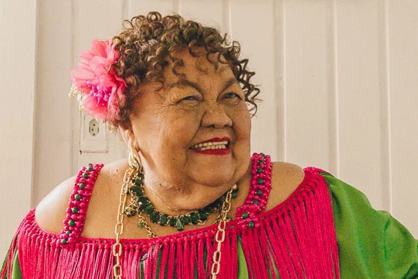 Dona Onete, de 87 anos, é internada para tratar infecção - destaque galeria Dona Onete, de 87 anos, é internada para tratar infecção - destaque galeria