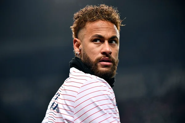 Neymar pede menos cobrança sobre Rodrygo e Vinícius Jr.