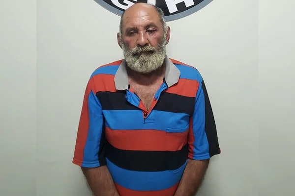 Polícia prende homem que matou ex-esposa com facada no pescoço