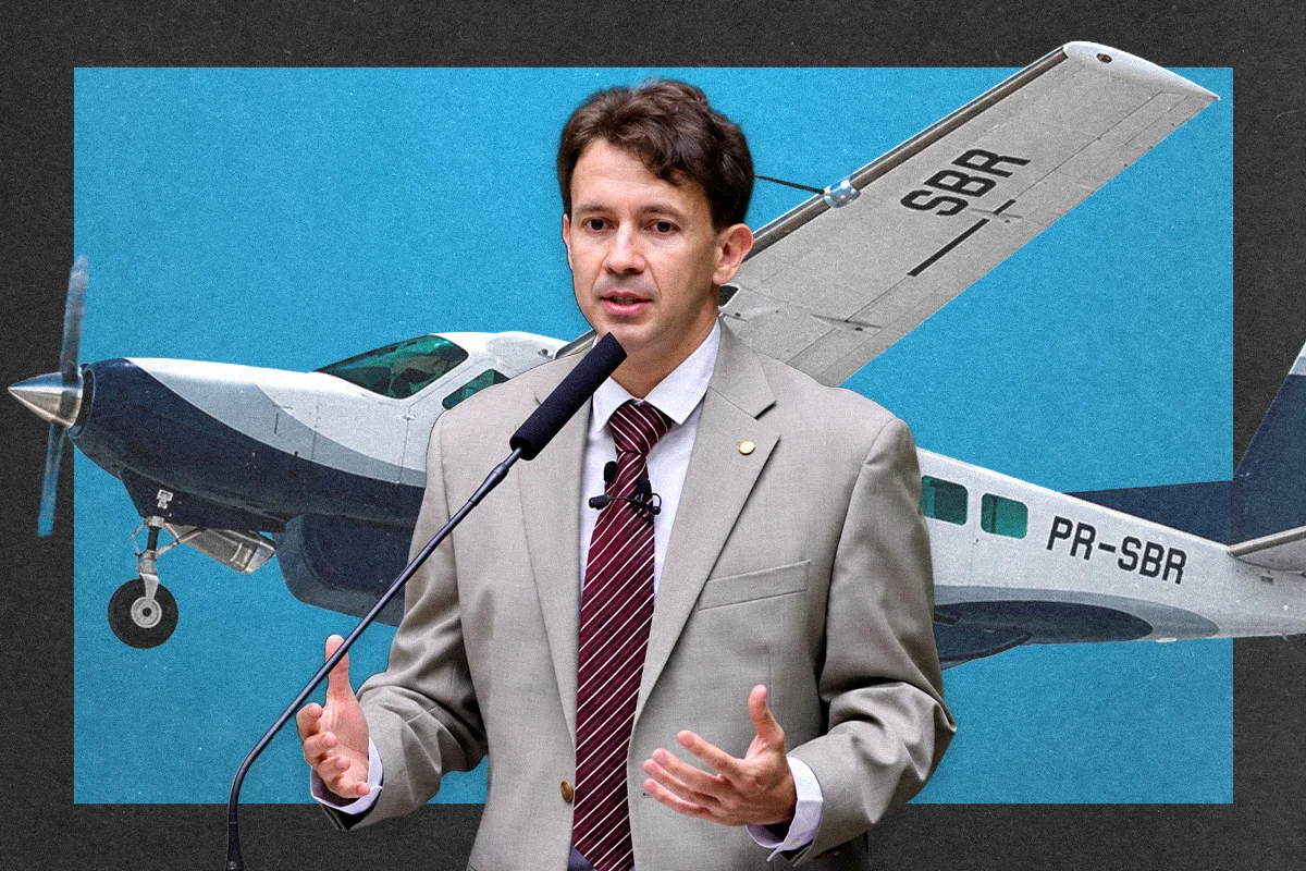 Imagem colorida mostra o deputado federal Eduardo Velloso, que teve fretamento de avião pago pela Câmara dos Deputados | Metrópoles