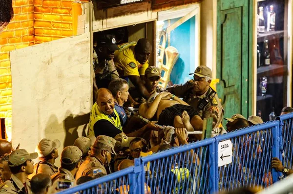 Após feridos na Sapucaí, Promotoria quer mais segurança em alegorias