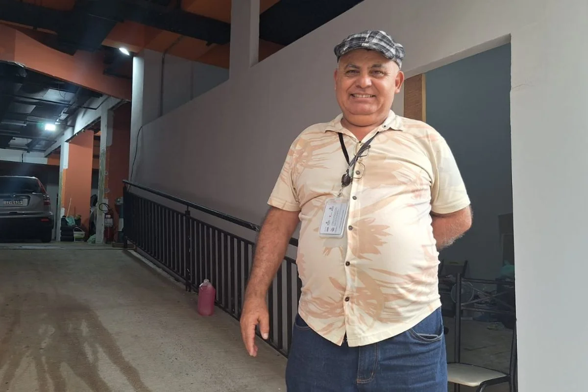 Antônio diz que não gosta de votar no 1º turno porque "são muitos candidatos". Mas confirmou presença no 2º turno. Antônio diz que não gosta de votar no 1º turno porque "são muitos candidatos". Mas confirmou presença no 2º turno.