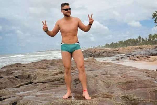 Zé Neto ganhou novos fãs após foto de sunga: “Me conheceram pela rola”