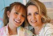 Larissa Manoela e a mãe Silvana Taques Santos (Reprodução/Montagem Metrópoles) Larissa Manoela e a mãe Silvana Taques Santos (Reprodução/Montagem Metrópoles)