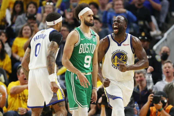 Com 3º quarto arrasador, Warriors batem Celtics e empatam Finais