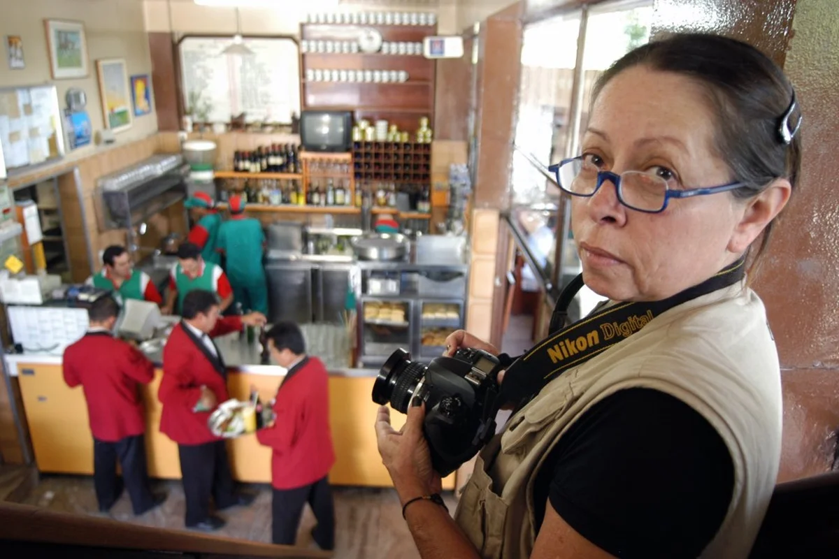 Uma das primeiras mulheres a exercer a profissão quando veio à Brasília em 1975 Uma das primeiras mulheres a exercer a profissão quando veio à Brasília em 1975