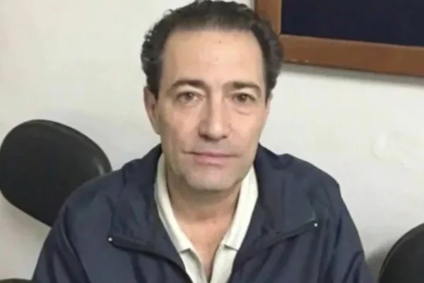 Foto colorida do ex-auditor fiscal Paulo José Rodrigues de Freitas