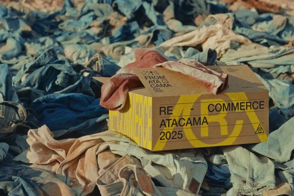 Caixa do projeto Atacama Re-commerce 2025 - Metrópoles