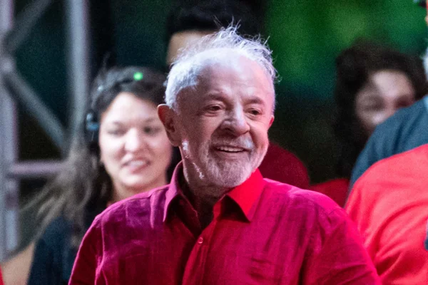 Pesquisas internas de Lula começam a apontar tendência de voto útil - destaque galeria Pesquisas internas de Lula começam a apontar tendência de voto útil - destaque galeria