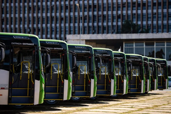 Ônibus DF Piracicabana