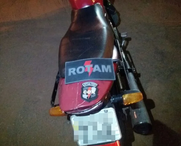 Dupla é detida com moto adulterada na BR-060, próximo a Samambaia