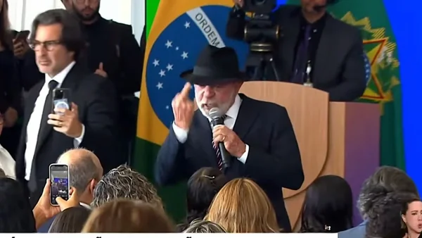 Lula aproveita maré, manda dedo, mas não antecipa vitória ante Flávio