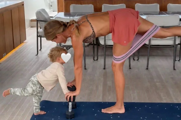 Foto colorida de Gisele Bündchen