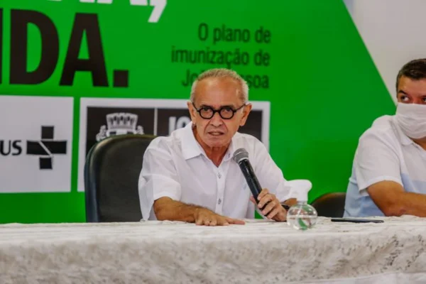 Prefeito de João Pessoa Cícero Lucena (PP)