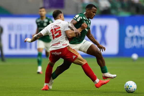 Brasileirão: Palmeiras e Internacional empatam sem gols em SP