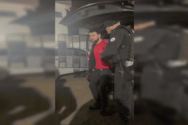 Homem que esfaqueou menino na porta de escola não conhecia a vítima