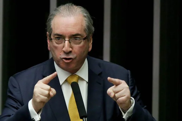 Cunha diz que Joesley encontrou com Lula para discutir impeachment