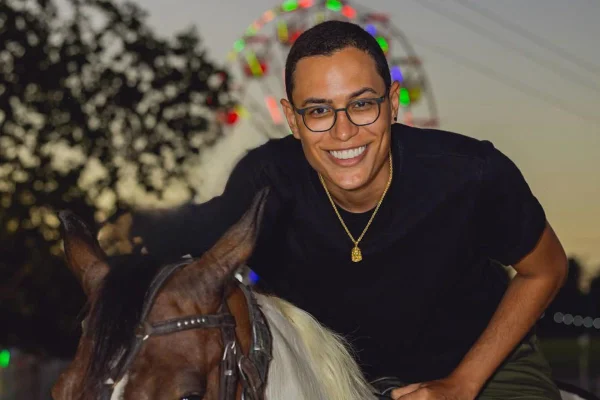 Raphael Sousa Oliveira, dono da página Choquei e alvo da Operação Narco Fluxo - Metrópoles