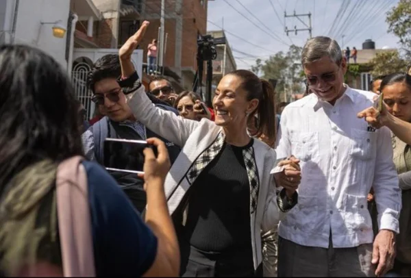 Foto colorida da candidata a presidencia do México Claudia Sheinbaum - Metrópoles