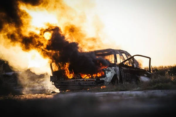 Homem é preso após matar a mulher e simular incêndio