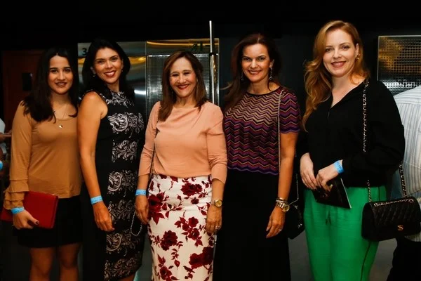 Simone Lobão, Lenara Guerra, Adriana Lobão, Iracema Portela e Raquel Portela Simone Lobão, Lenara Guerra, Adriana Lobão, Iracema Portela e Raquel Portela