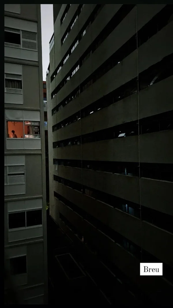 foto colorida de imóveis sem luz no centro de SP; apagão da Enel - Metrópoles