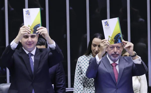 sessão solene Constituição