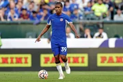 Manchester United anuncia a contratação do brasileiro Andrey Santos - imagem 4