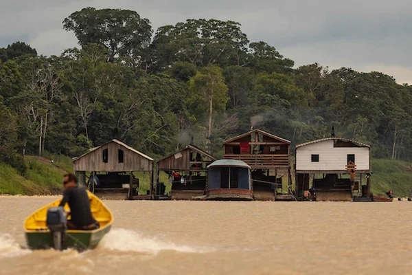 Guajajara: garimpeiros estão deixando terra Yanomami após bloqueio aéreo