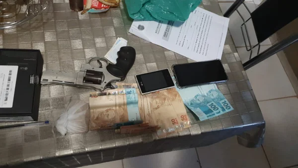PCDF faz operação contra grupo criminoso que roubava cargas de cigarro