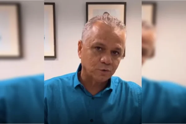 Deputado sobre homenagem a diplomatas dos EUA: “Ajudaram minha igreja”