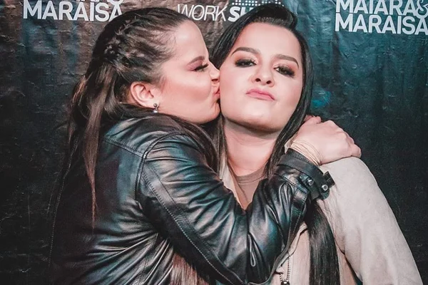 Fofas! Maiara e Maraísa surgem em foto de quando eram bebês