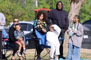Kim Kardashian e Kanye West fotografados juntos com os filhos, em 2022 Kim Kardashian e Kanye West fotografados juntos com os filhos, em 2022