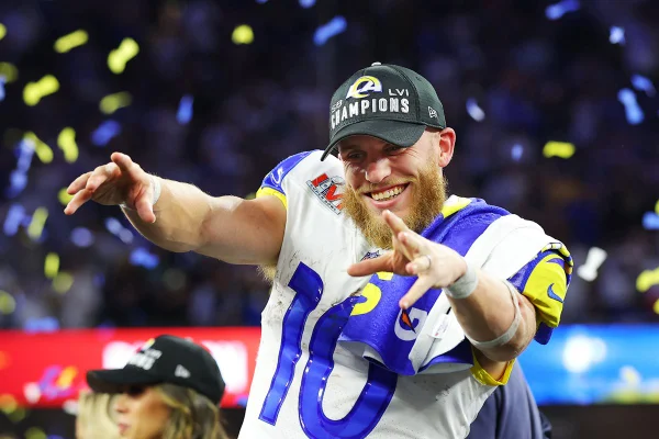 Cooper Kupp, do Los Angeles Rams, é eleito MVP do Super Bowl LVI