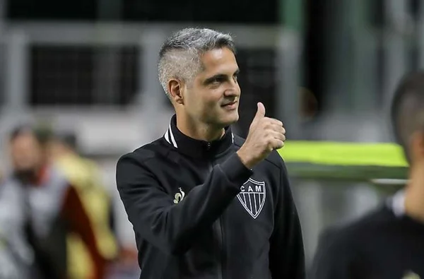 Atlético-MG anuncia efetivação de Rodrigo Santana na função de técnico