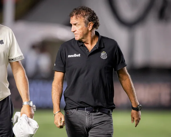 Cuca, treinador do Santos