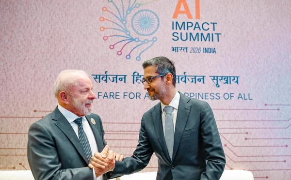 Lula e o CEO do Google, Sundar Pichai, em encontro na Índia