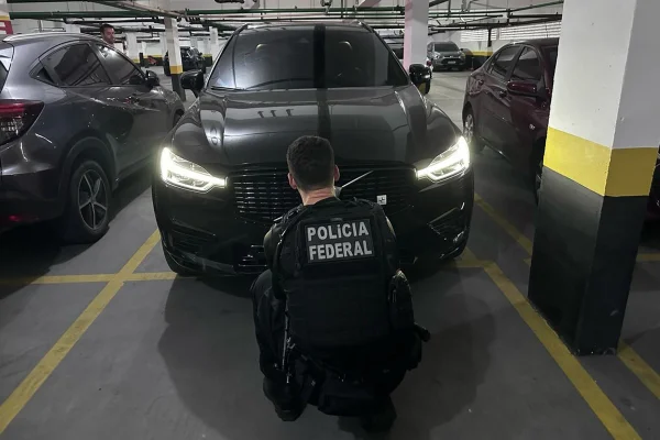 Polícia Federal do Paraná deflagra ação, desdobramento da Operação Mafiusi