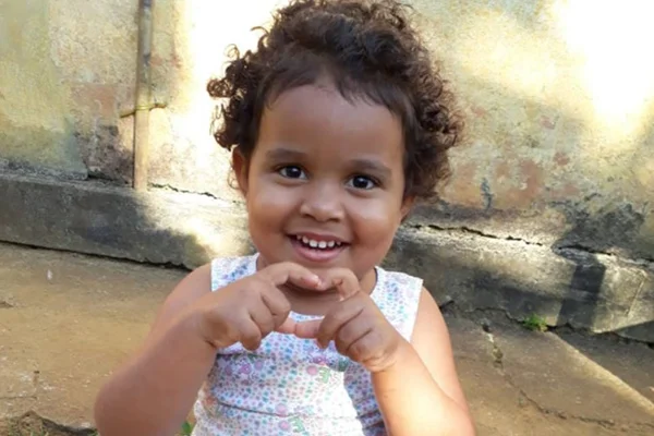 Advogada do DF consegue, na Justiça, remédio para bebê com AME na Bahia
