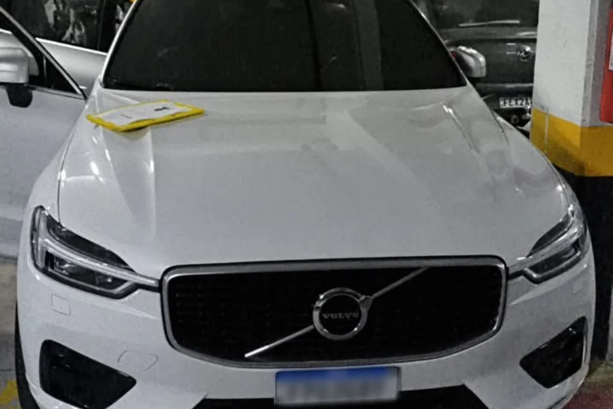 Carro apreendido Carro apreendido