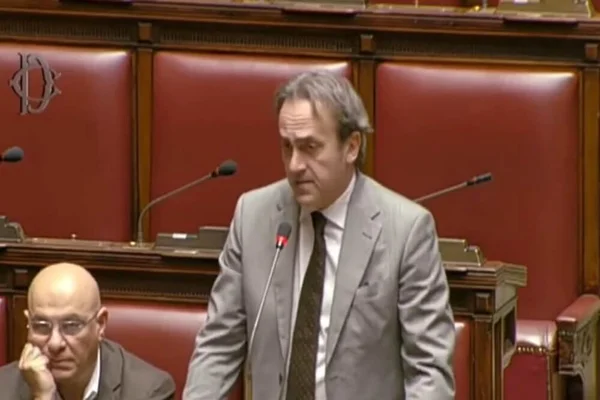 Deputado italiano Angelo Bonelli - Metrópoles
